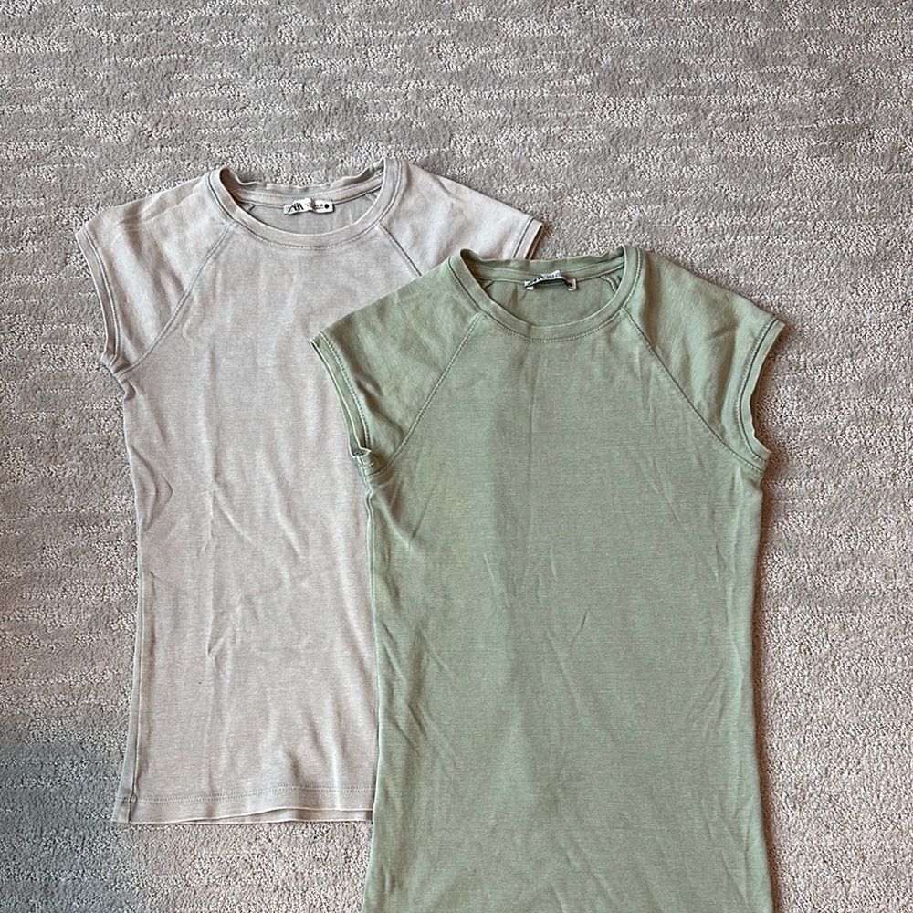Casual Short Sleeve Tops in Green and Cream